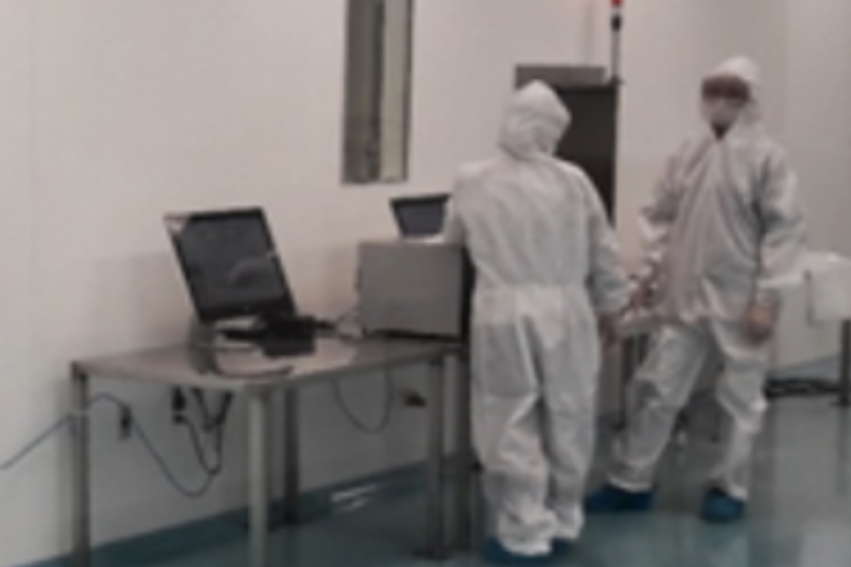 Clean room ISO7 NP Plastibell North